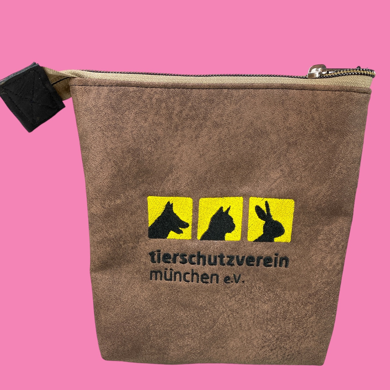 All-In GassiTaschi® #116 Alcantara dunkelbraun TH München