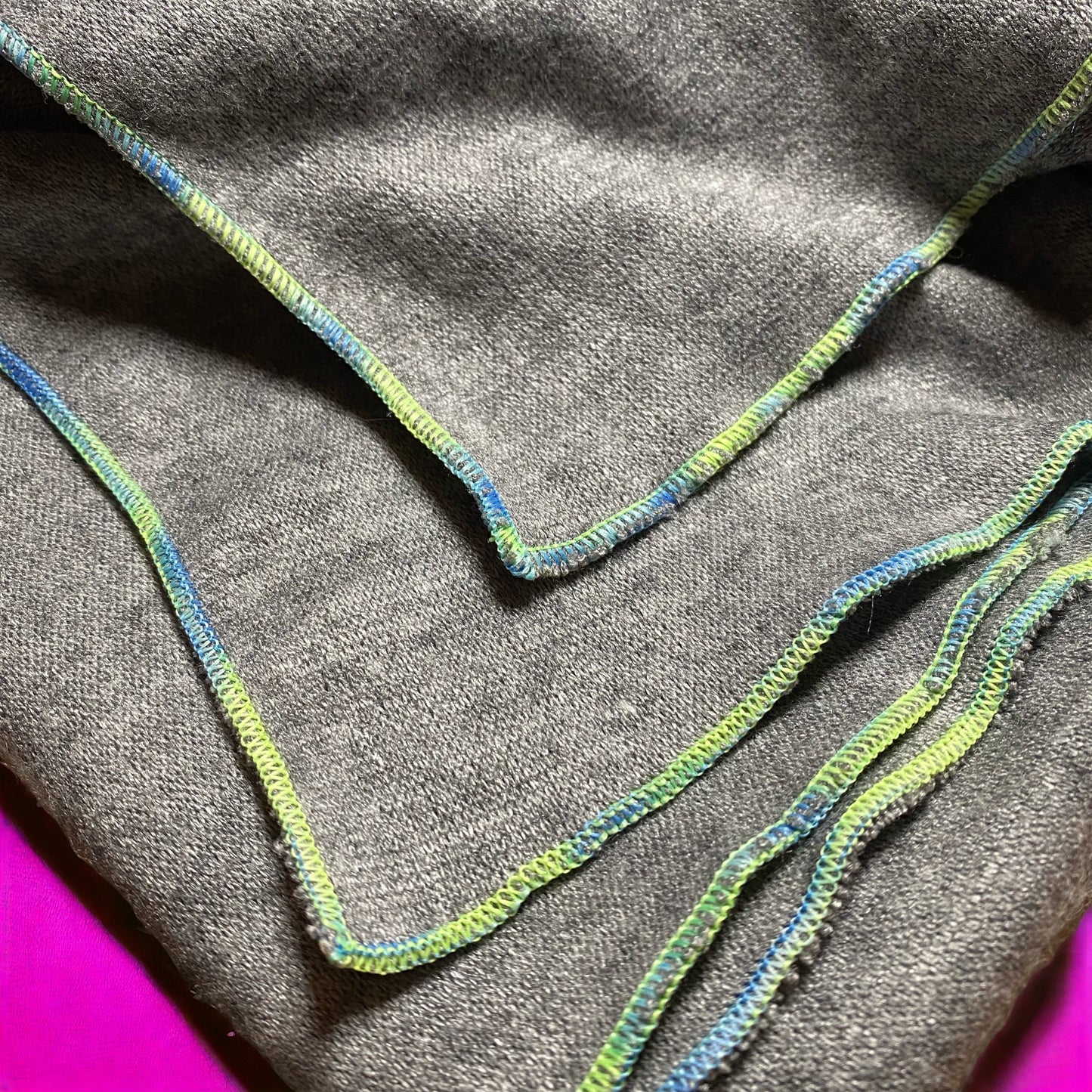 Poncho  Grau / Lime Breeze